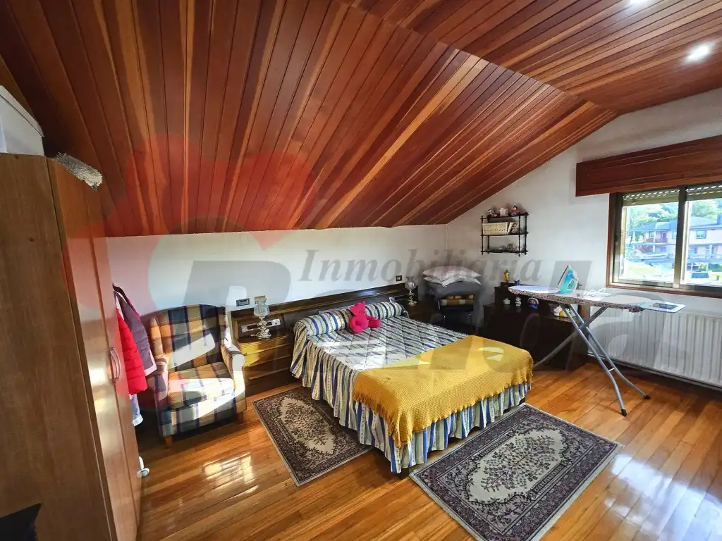 Habitación de Casa o chalet en venta en Lugo