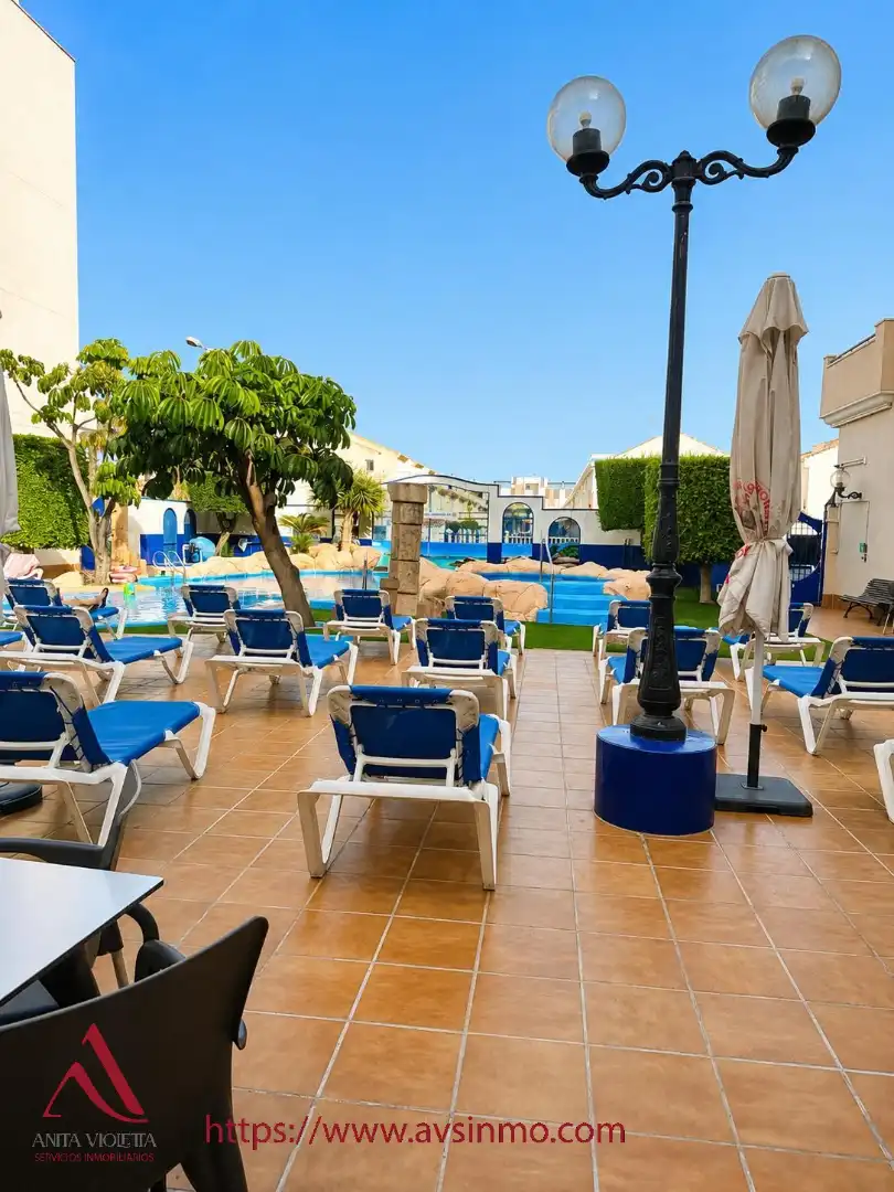 Piscina de Apartamento de alquiler en Orihuela con Aire acondicionado, Calefacción y Terraza