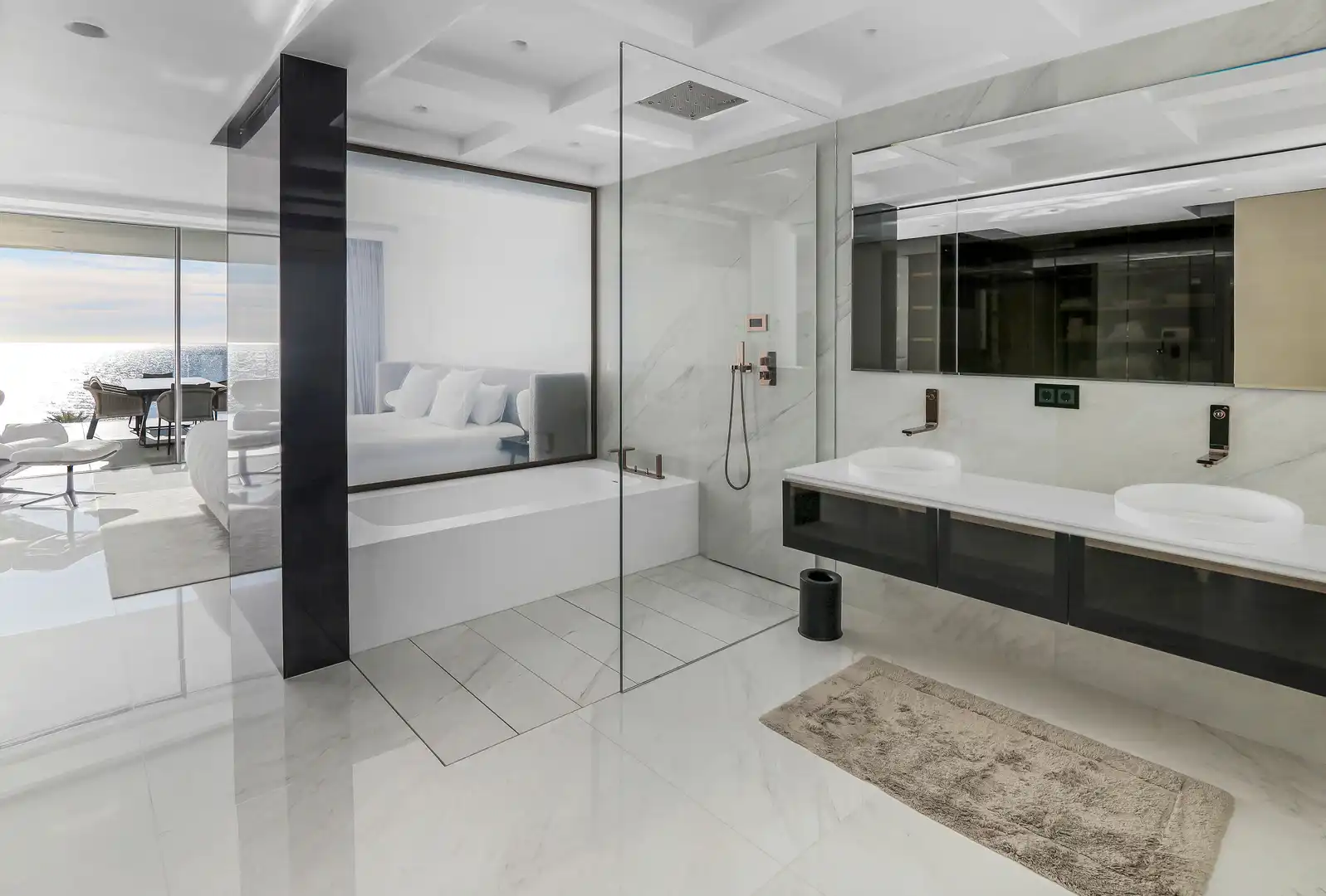 Baño de Apartamento en venta en Estepona con Aire acondicionado, Calefacción y Parquet