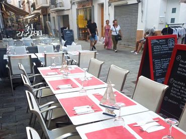 Locale commerciale in vendita a joan badosa i compte
