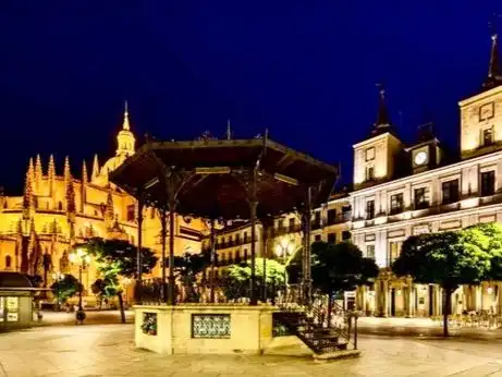 Vista exterior de Piso en venta en Segovia con Aire acondicionado, Calefacción y Jardín privado