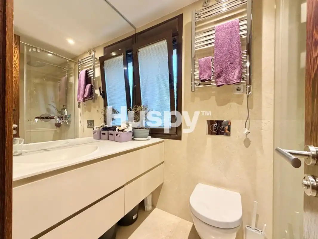 Bathroom of Houses for sale in Puerto de Galapagar - Las Cuestas