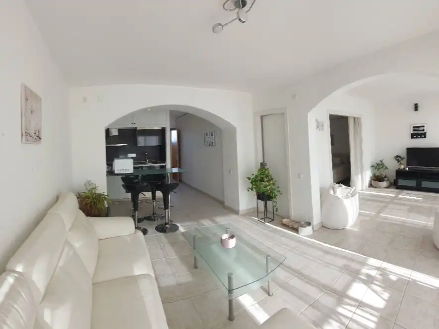 Apartamento con piscina en venta en Carrer Cap Ponent 9