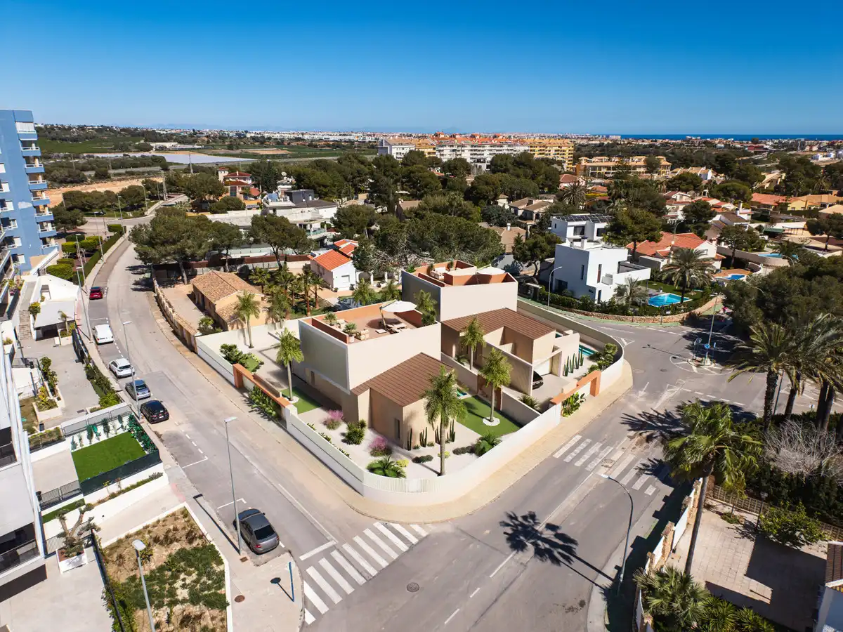 Vista exterior de Casa o chalet en venta en Orihuela
