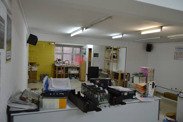 Local comercial en Alquiler en Ensanche - Sar