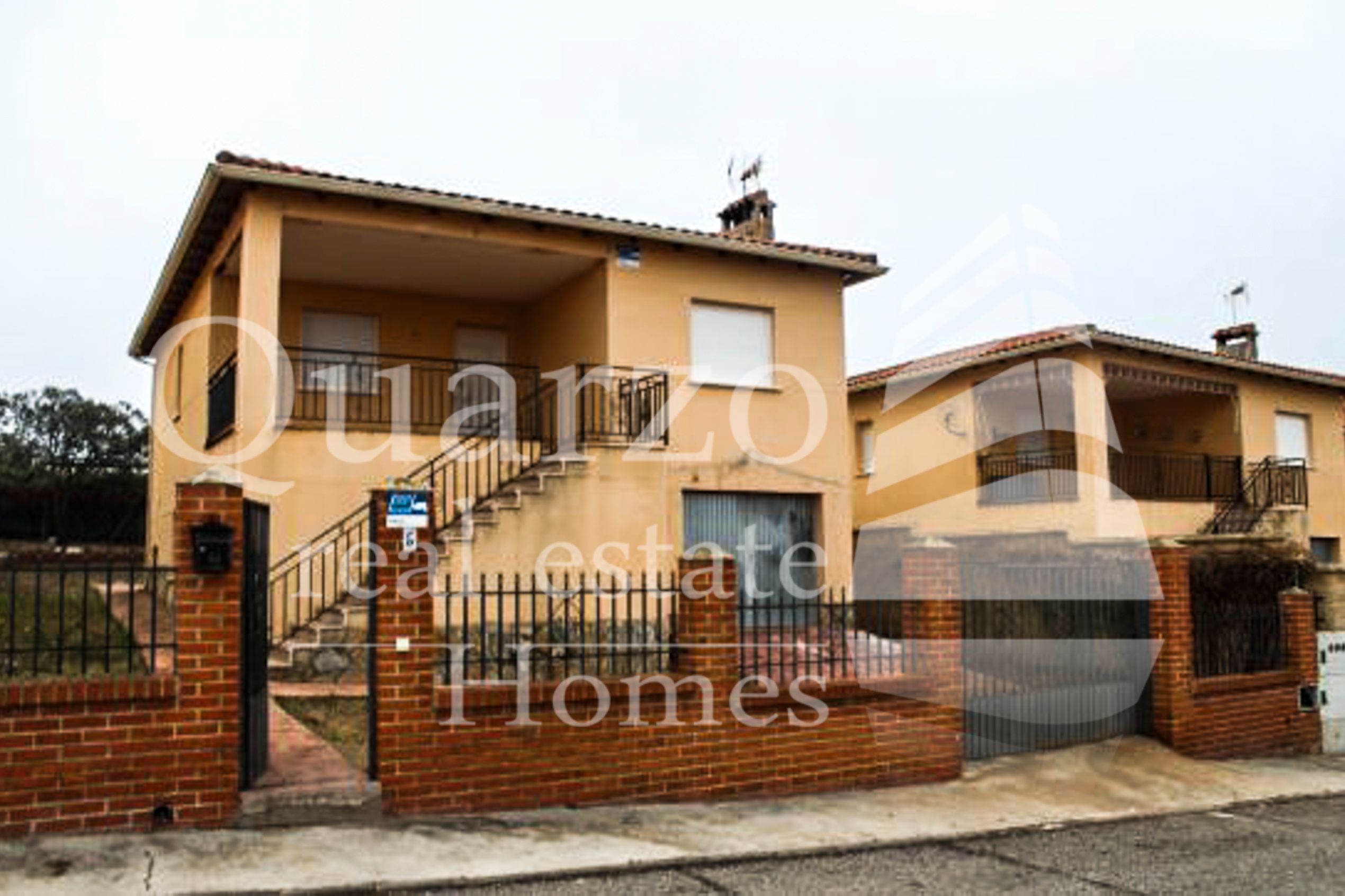 Exterior view of House or chalet for sale in El Casar de Escalona
