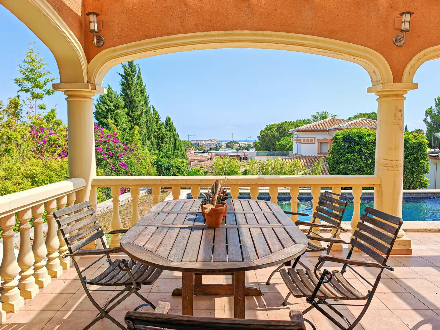 Villa con giardino in vendita a Carrer de l'Alzina, imagen 4