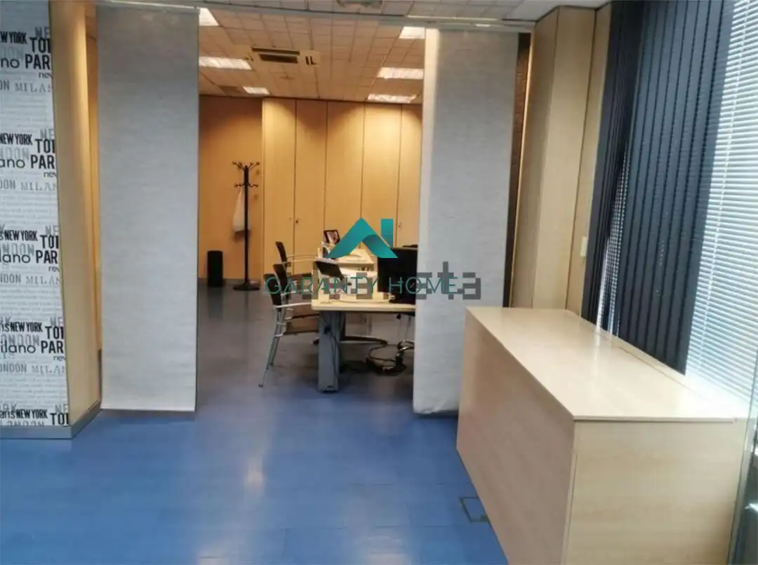 Commercial properties for sale in Madrid  with Air Conditioner