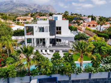 Villa avec piscine à vendre à Coloma