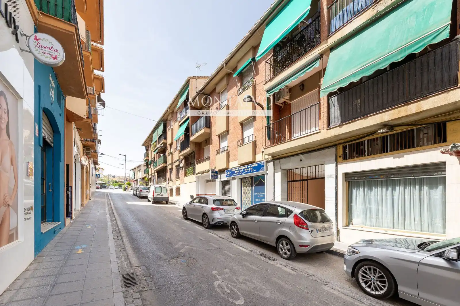 Außenansicht von Wohnung zum Verkauf in La Zubia mit Klimaanlage