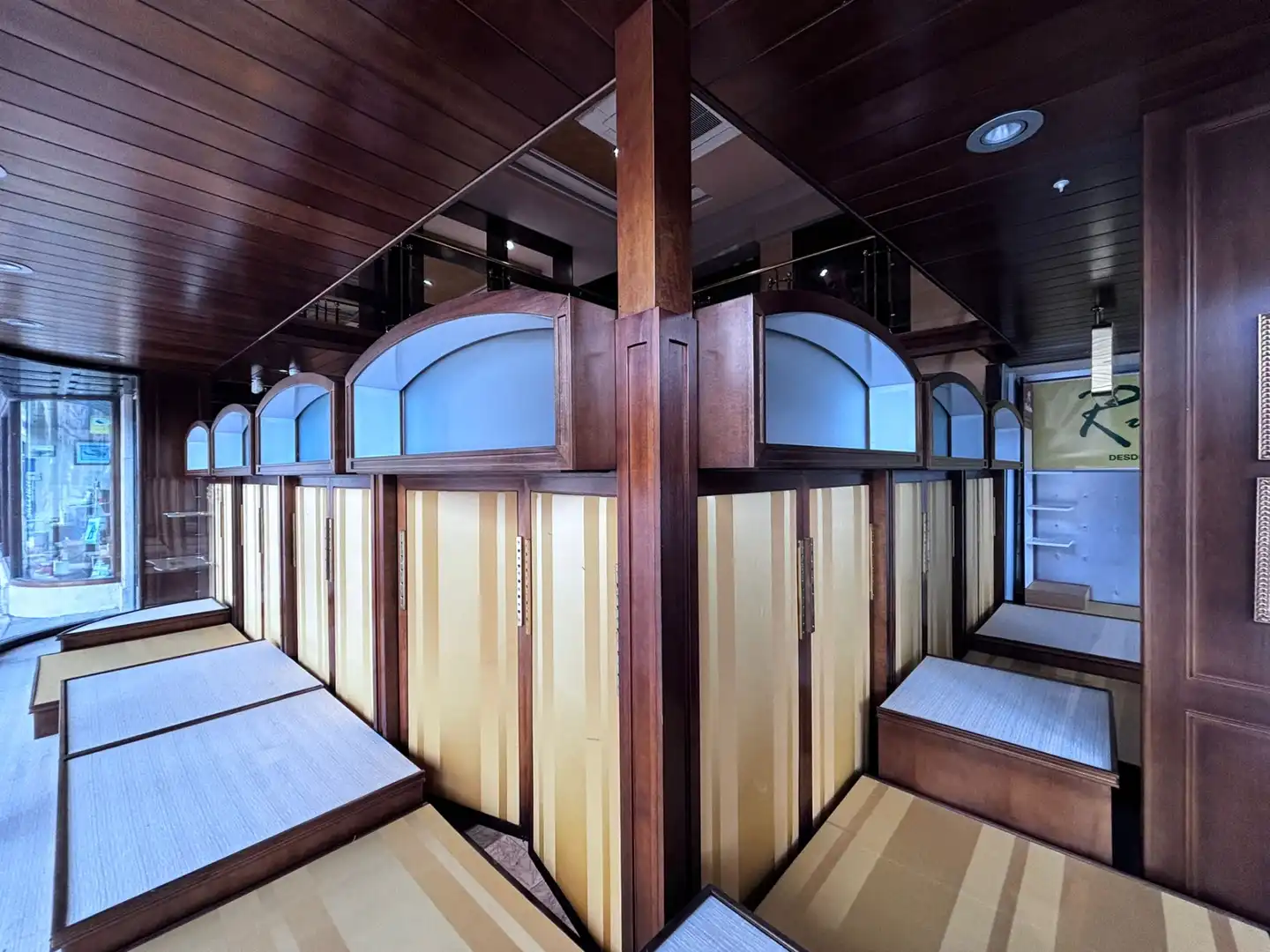 Commercial properties for rent in Burgos  with Air Conditioner, Heating and Furnished