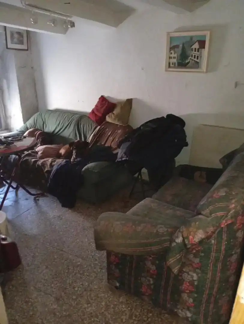 Sala d'estar de Casa adosada en venda en Villahán  amb Traster i TV