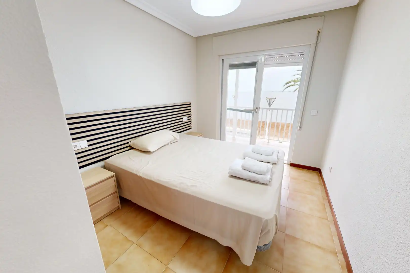 Habitación de Casa o chalet de alquiler en Cartagena con Calefacción, Jardín privado y Parquet