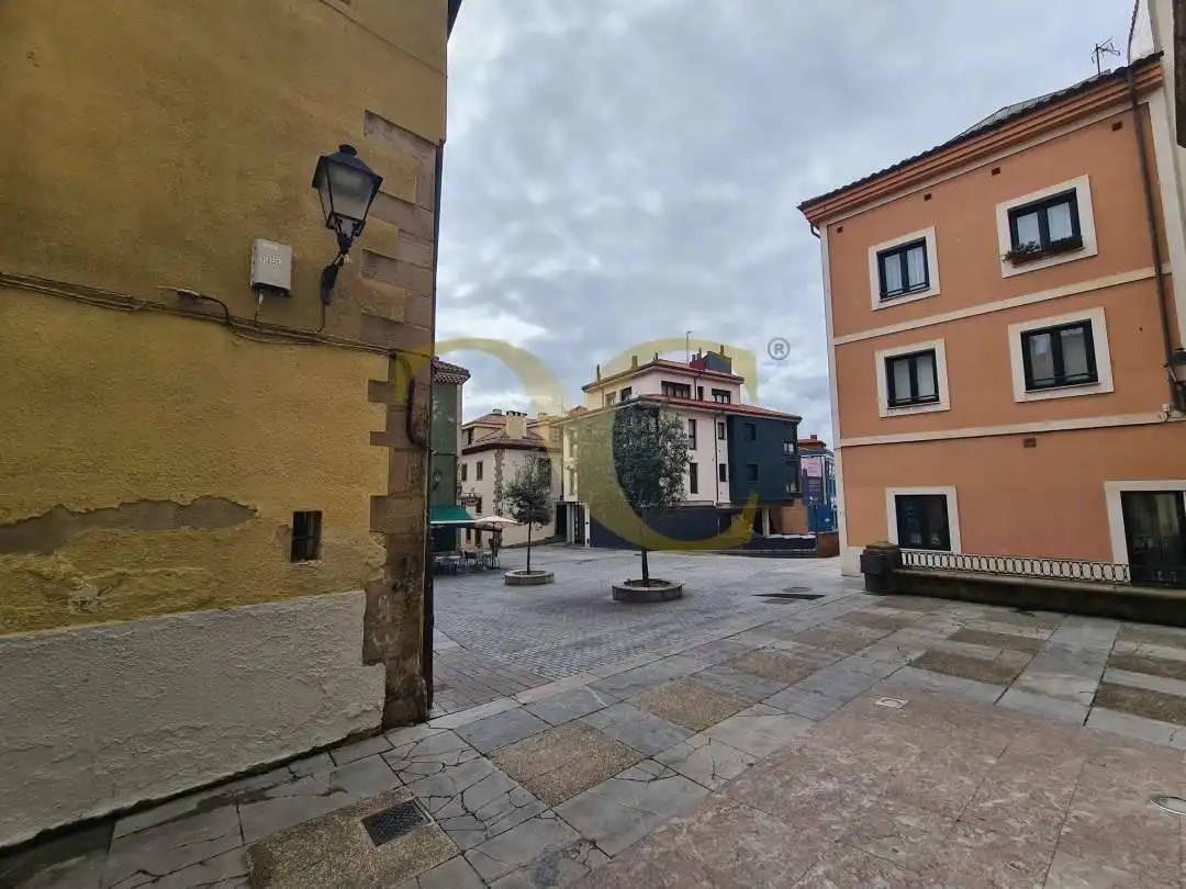 Vista exterior de Edificio en venta en Gijón 