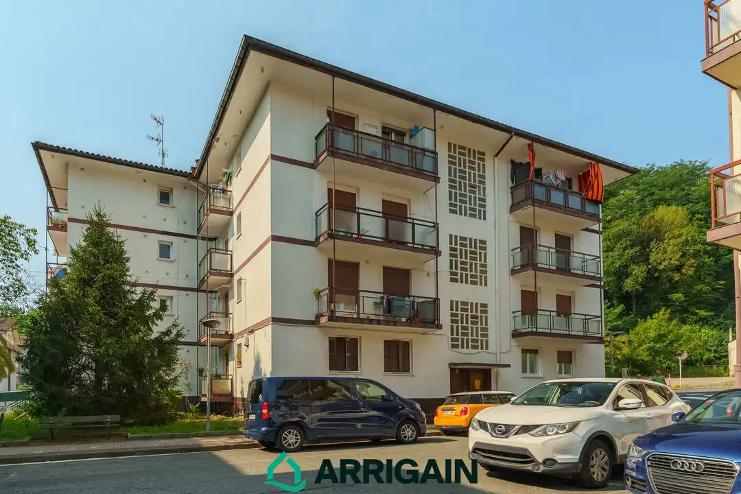 Außenansicht von Wohnung zum Verkauf in Hernani mit Heizung, Terrasse und Alarm
