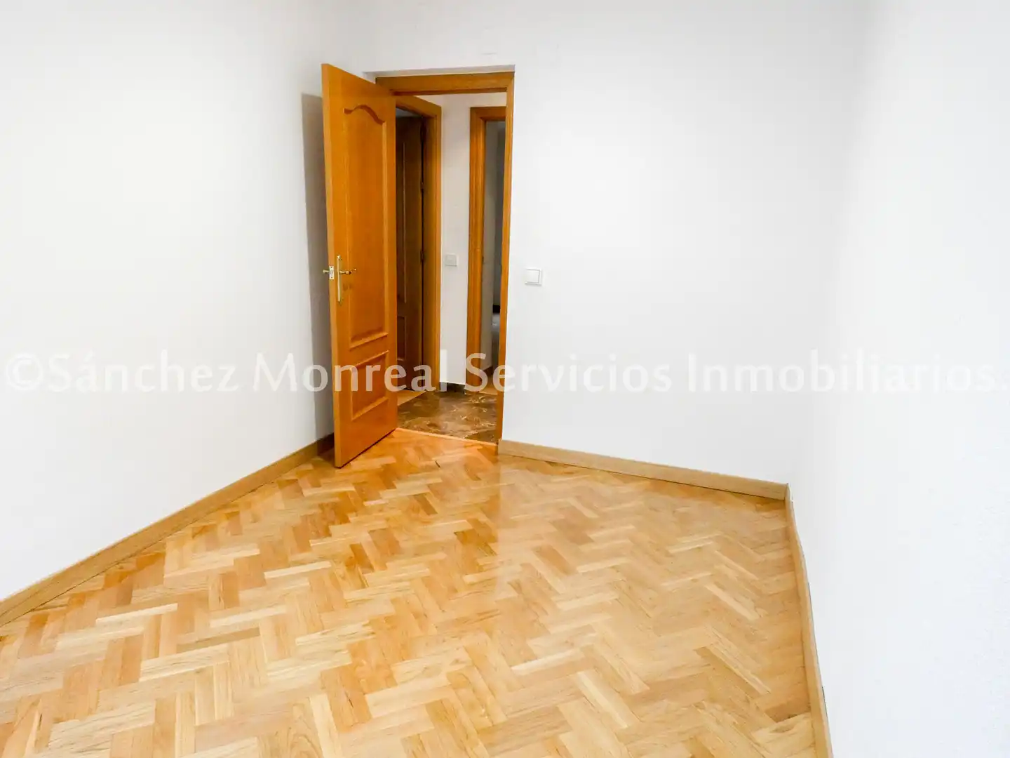 Flat for sale in Alcázar de San Juan  with Air Conditioner, Heating and Parquet flooring