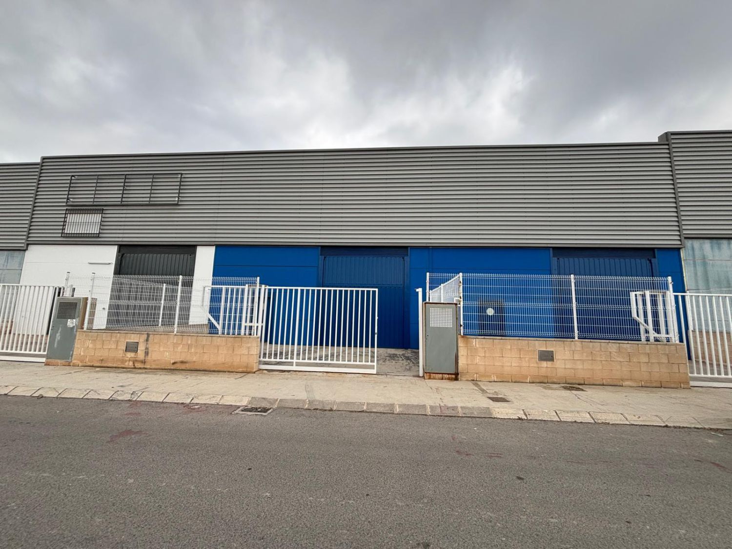 Exterior view of Industrial buildings to rent in Chilches / Xilxes
