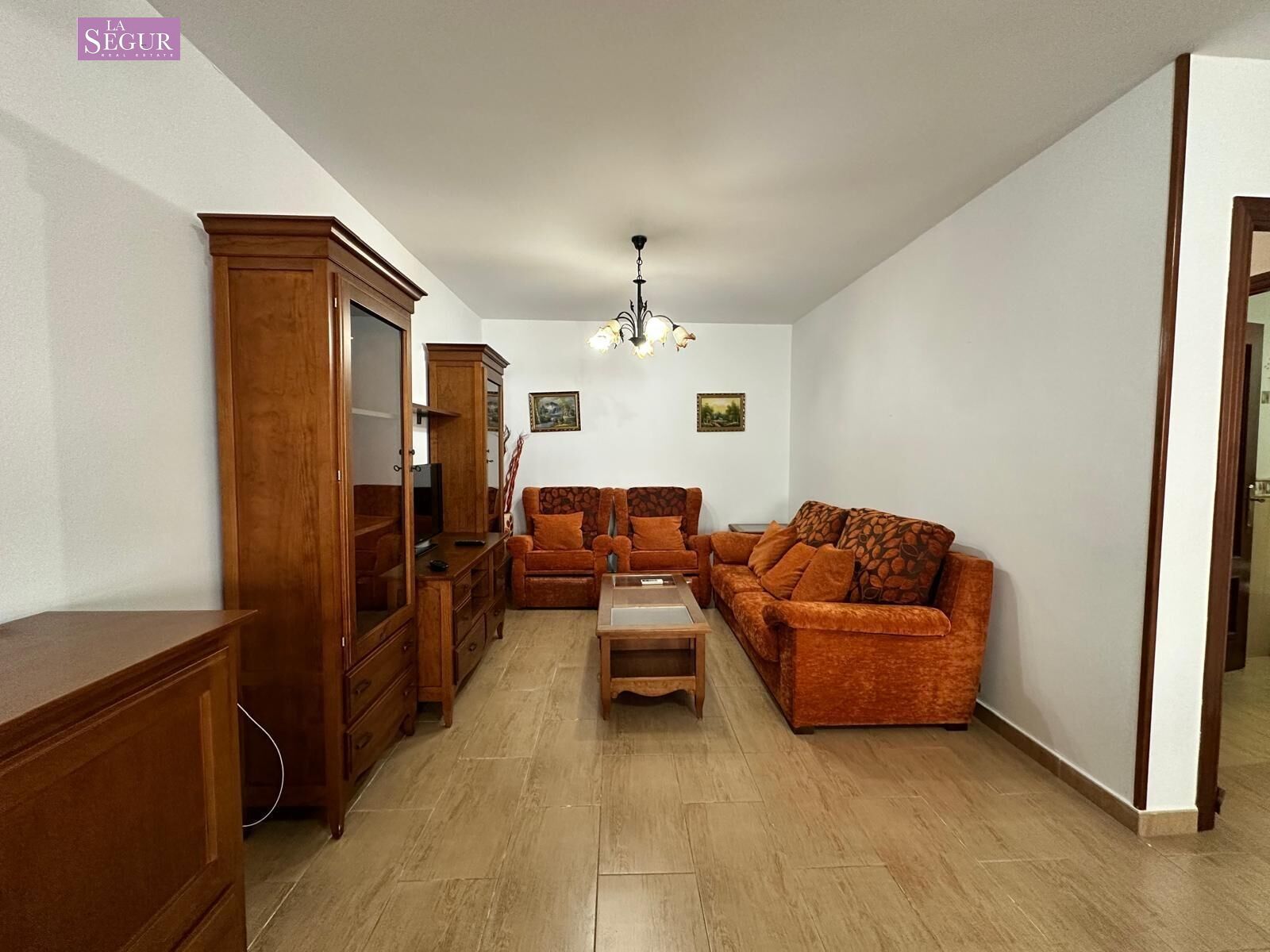 Living room of Planta baja for sale in Conil de la Frontera  with Air Conditioner