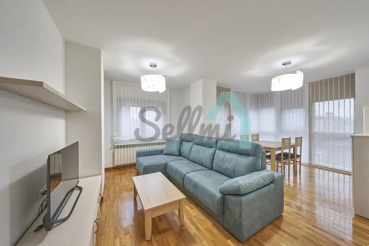 Flat with lift to rent in Calle Cardenal Cienfuegos
