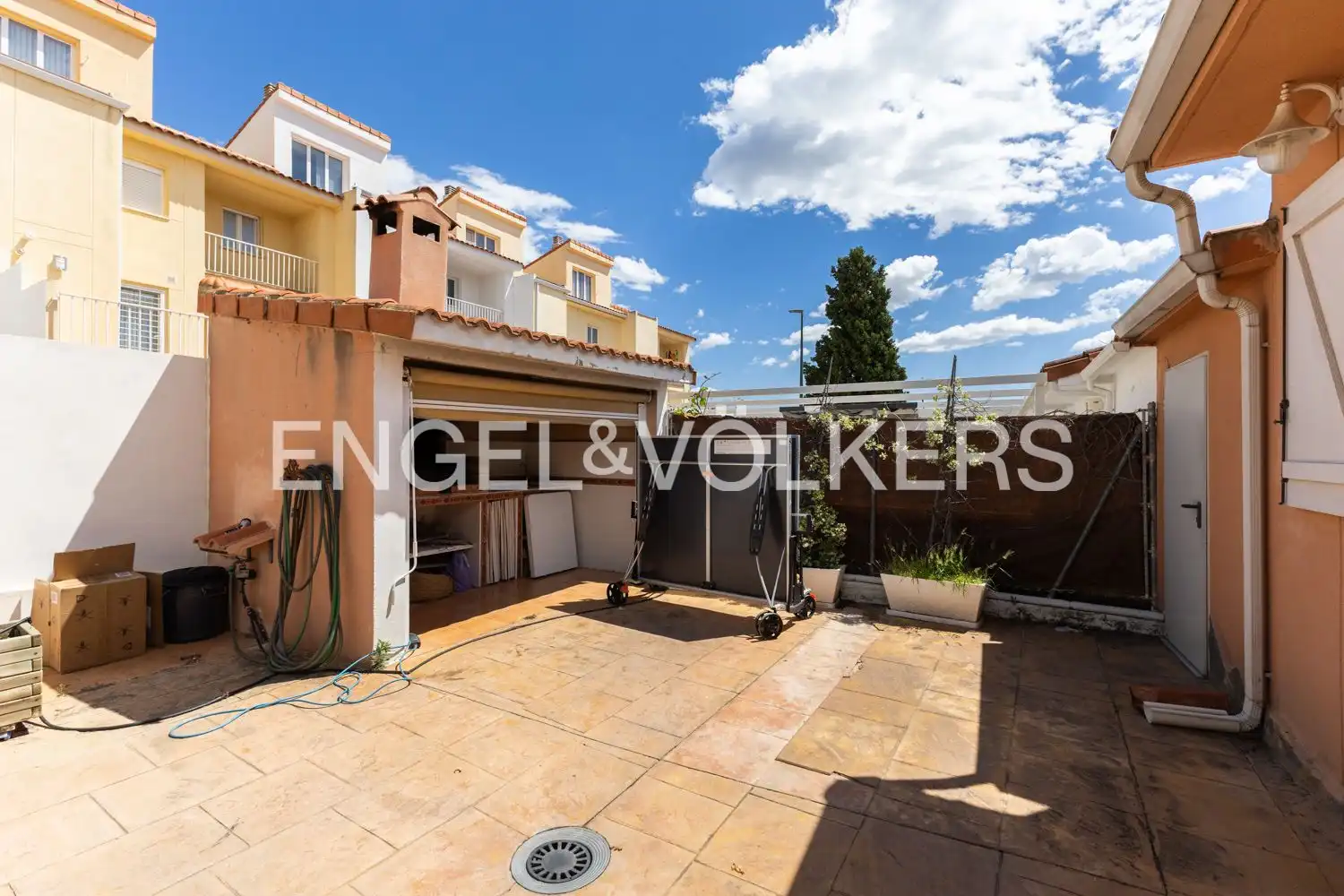 Terrace of Houses for rent in Riba-roja de Túria  with Air Conditioner, Heating and Private garden