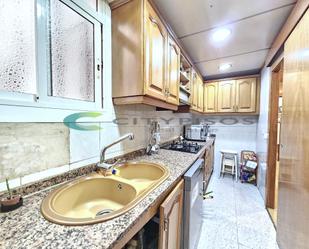 Kitchen of Flat for sale in  Barcelona Capital  with Air Conditioner, Parquet flooring and Oven