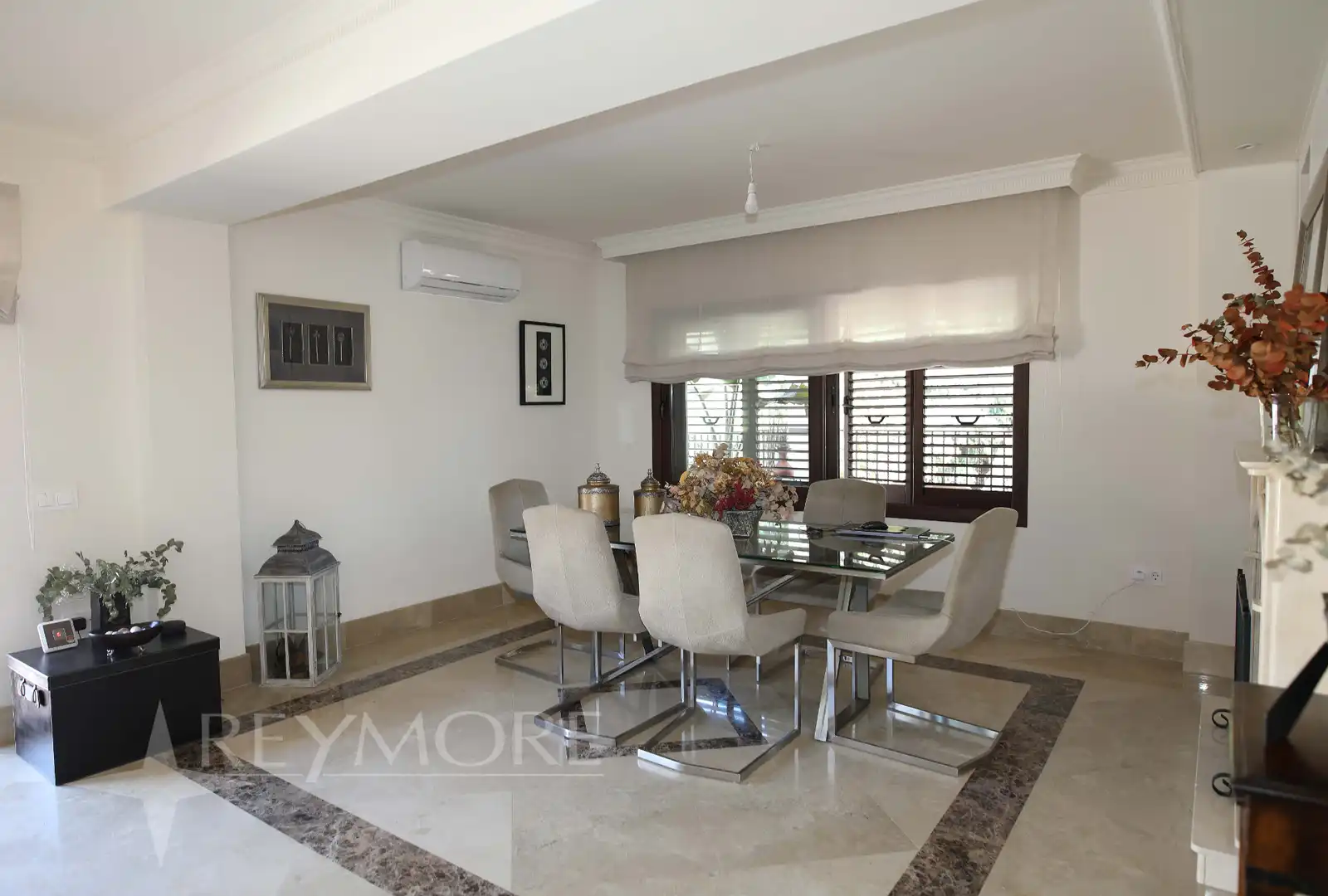 Comedor de Casa o chalet en venta en Córdoba con Aire acondicionado, Calefacción y Jardín privado