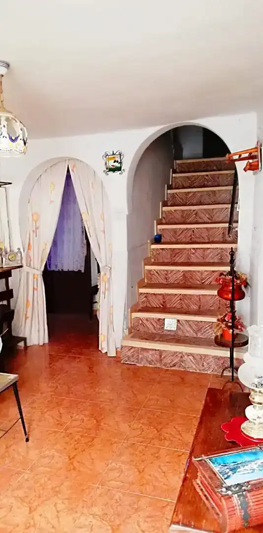 Casa adosada en venta en Uclés con Amueblado