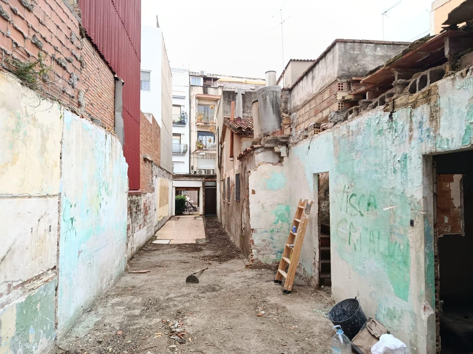 Vista exterior de Casa o xalet en venda en Viladecans amb Aire condicionat i Terrassa