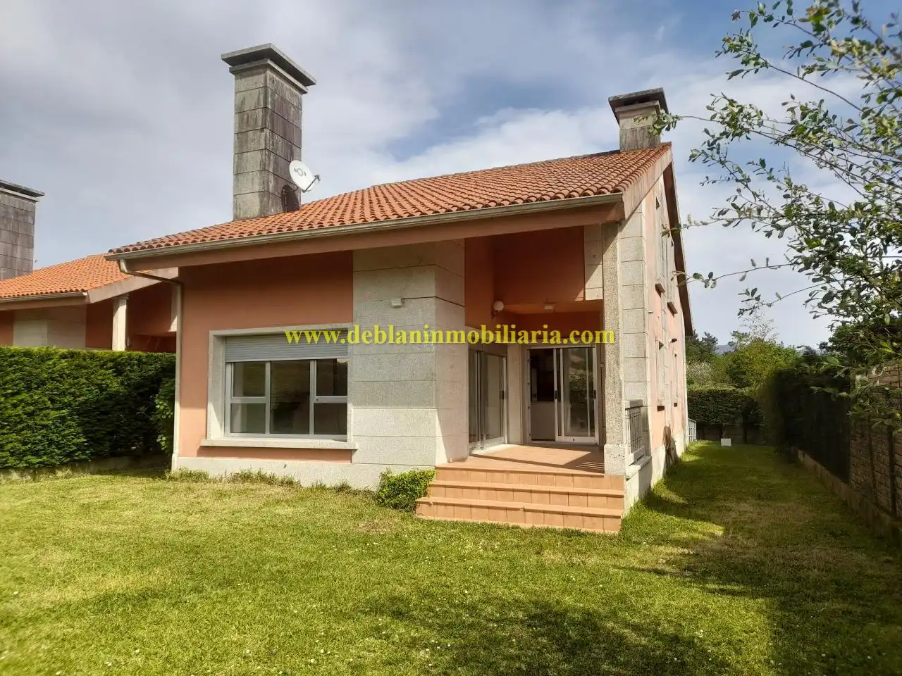 Casa o chalet en venta en Lugar O Monte - Curras (Urbanización A Devesa)