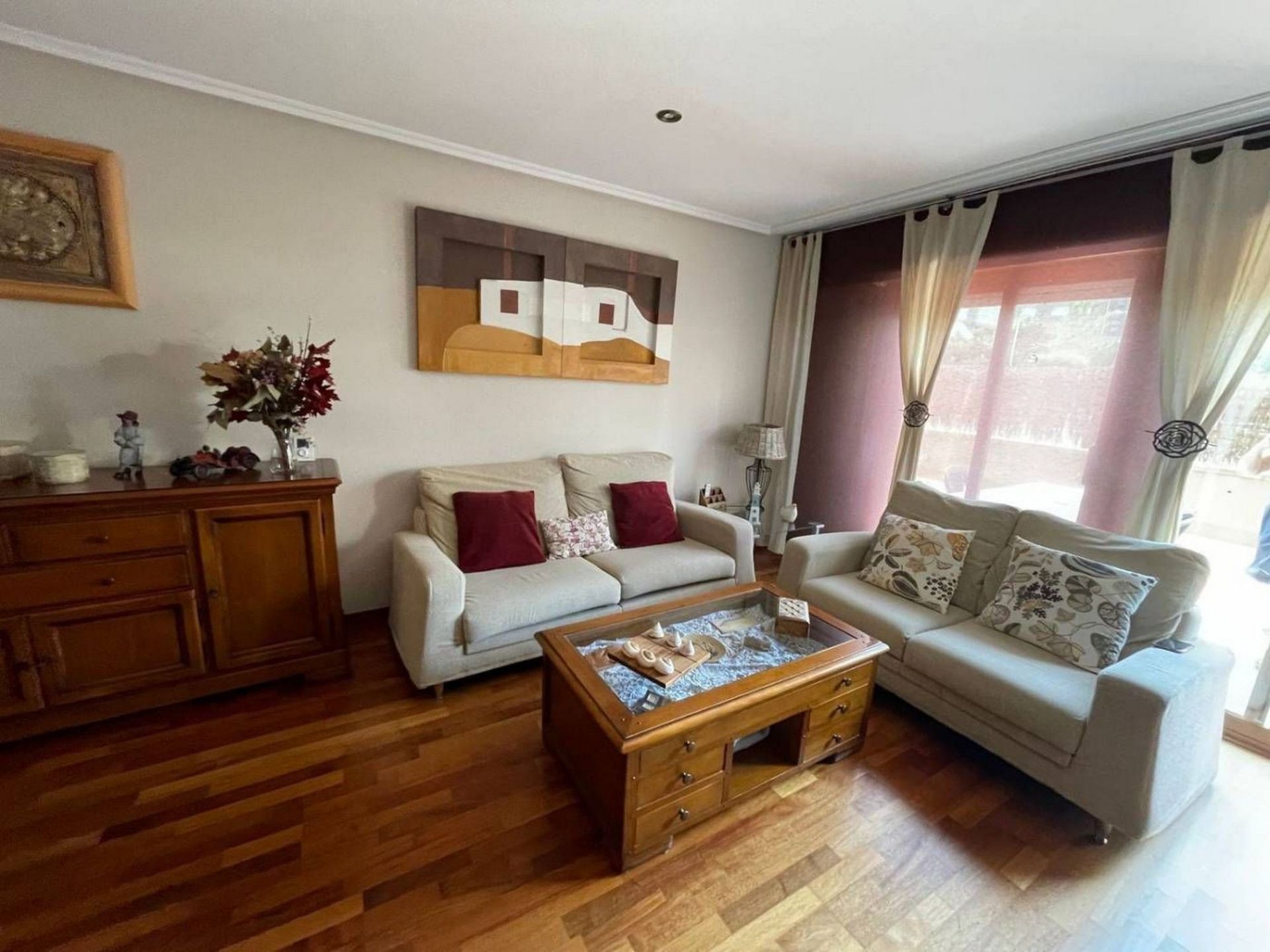 Living room of Flat to rent in Sabadell  with Air Conditioner, Furnished and TV