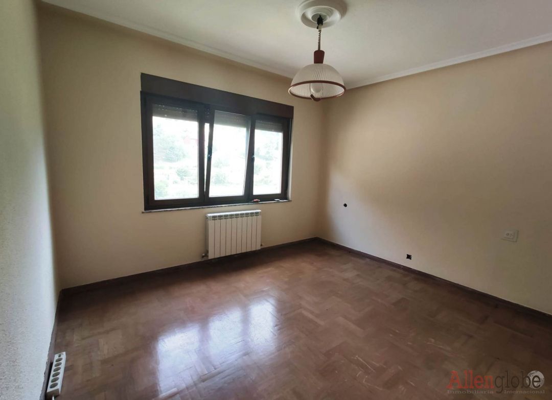 Bedroom of Flat for sale in Morcín  with Heating and Storage room