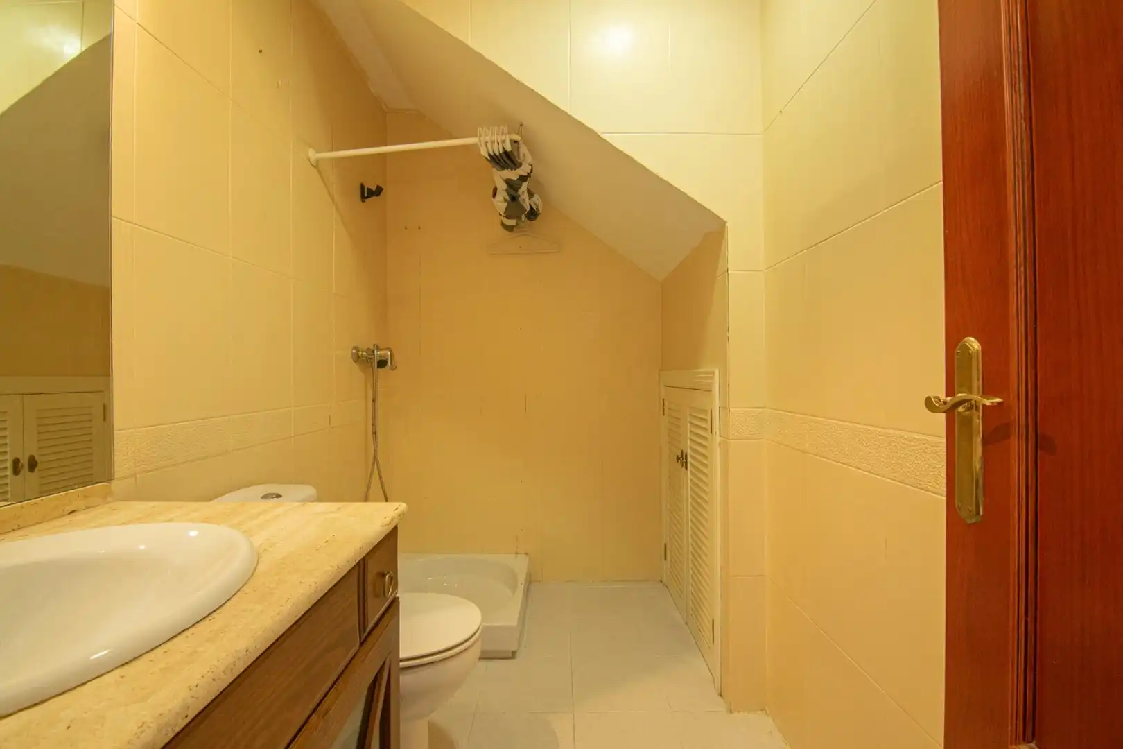 Baño de Dúplex en venta en Elche / Elx con Aire acondicionado, Calefacción y Trastero