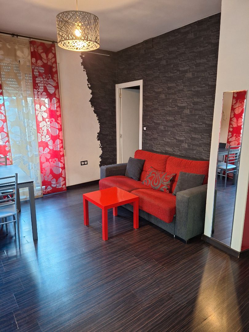Living room of Flat for sale in  Granada Capital  with Air Conditioner, Heating and Parquet flooring