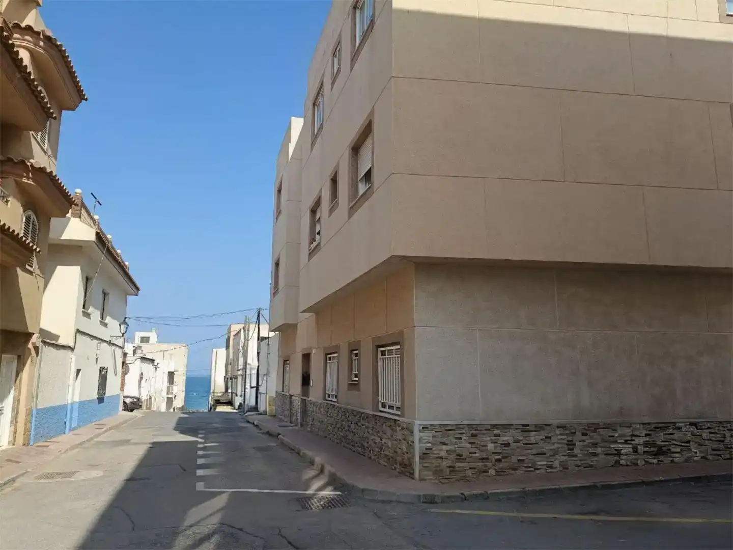 Vista exterior de Pis en venda en Garrucha amb Aire condicionat