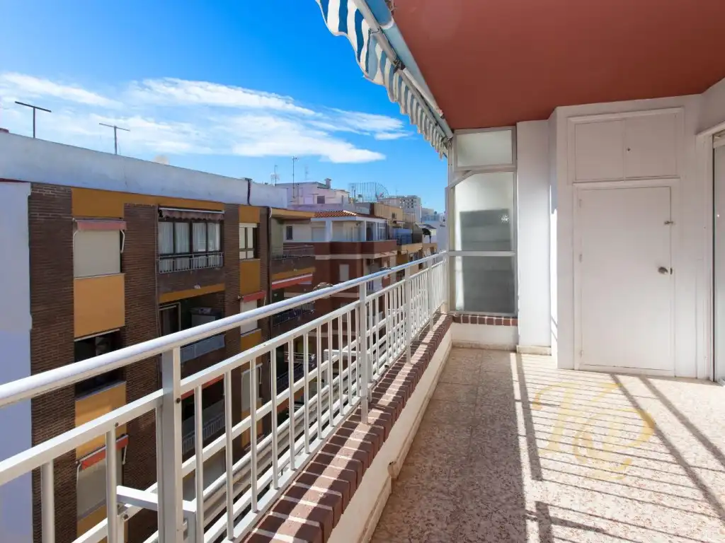 Àtic amb ascensor en venda a Calle Gumersindo, imagen 23