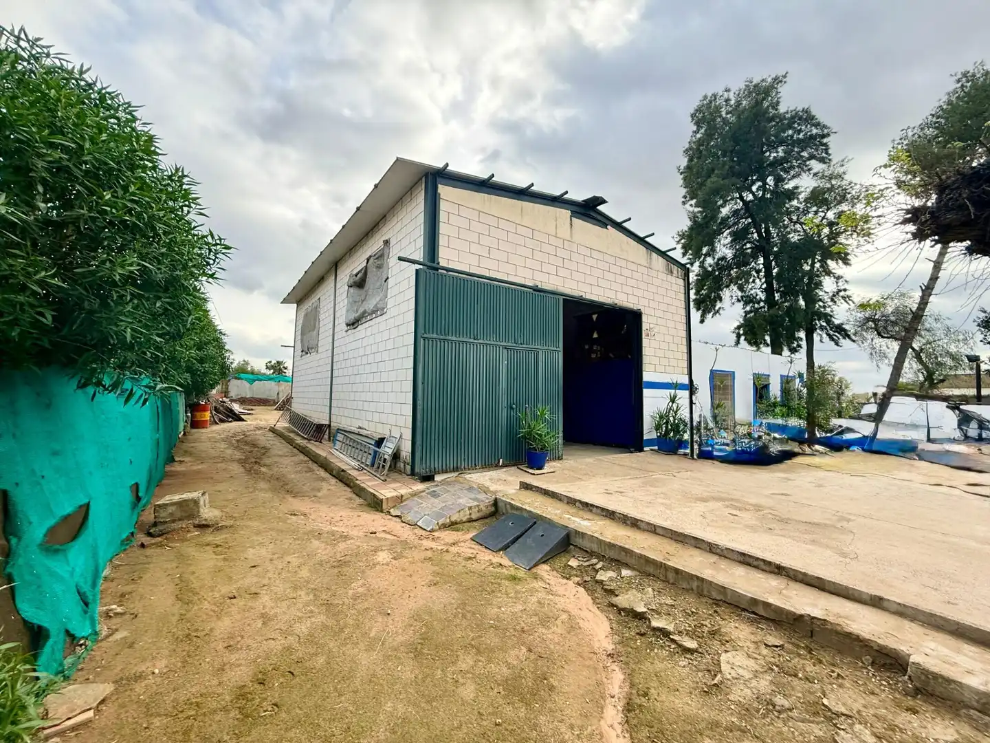 Vista exterior de Casa o chalet en venta en Carmona con Aire acondicionado, Jardín privado y Trastero