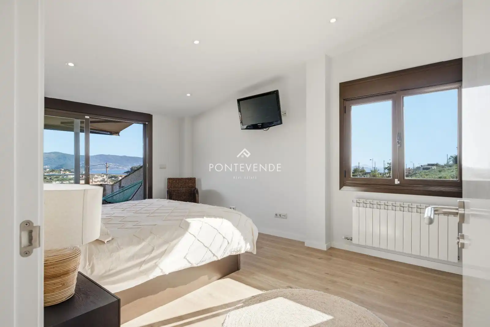 Villa mit Terrasse zum Verkauf in Freixeiro-Dorron, imagen 39