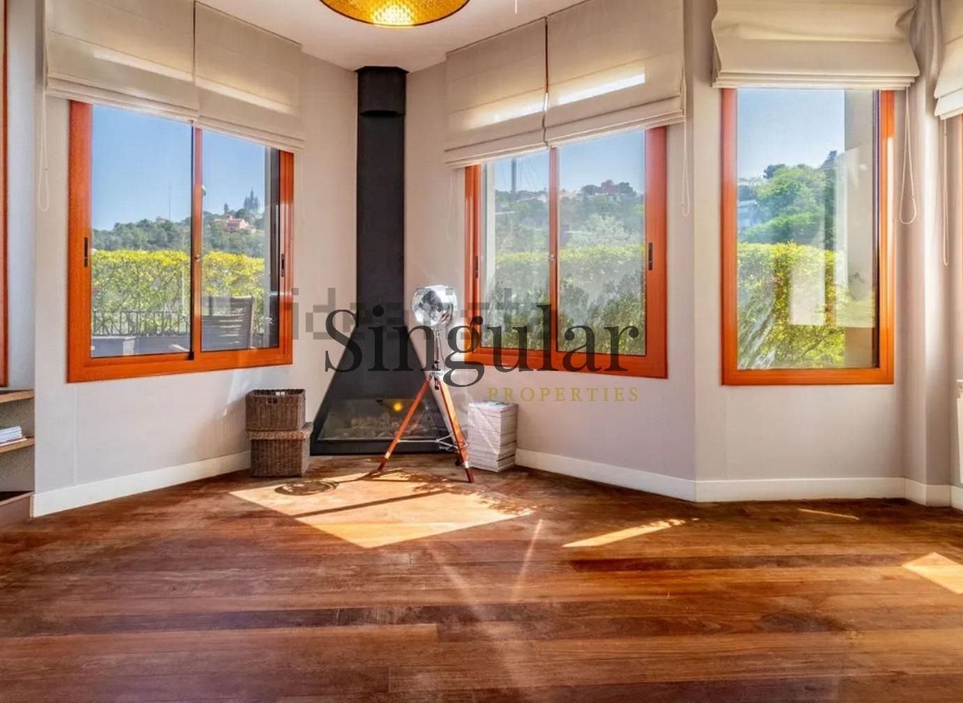 Dormitori de Casa o xalet en venda en  Barcelona Capital amb Calefacció, Jardí privat i Terrassa