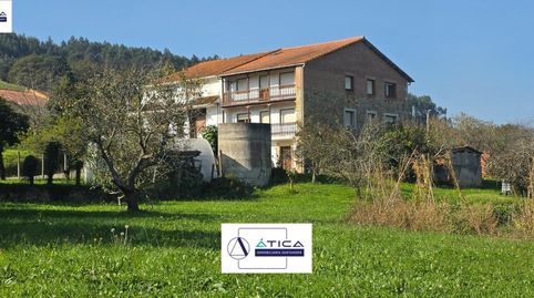 Foto 2 de Casa adosada en venda a Barrio Casuso, Bárcena de Cicero, Cantabria