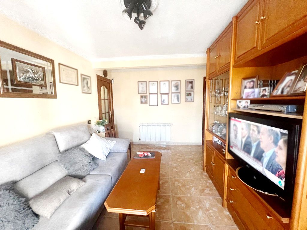 Living room of Flat for sale in Alcalá de Henares  with Heating and Terrace
