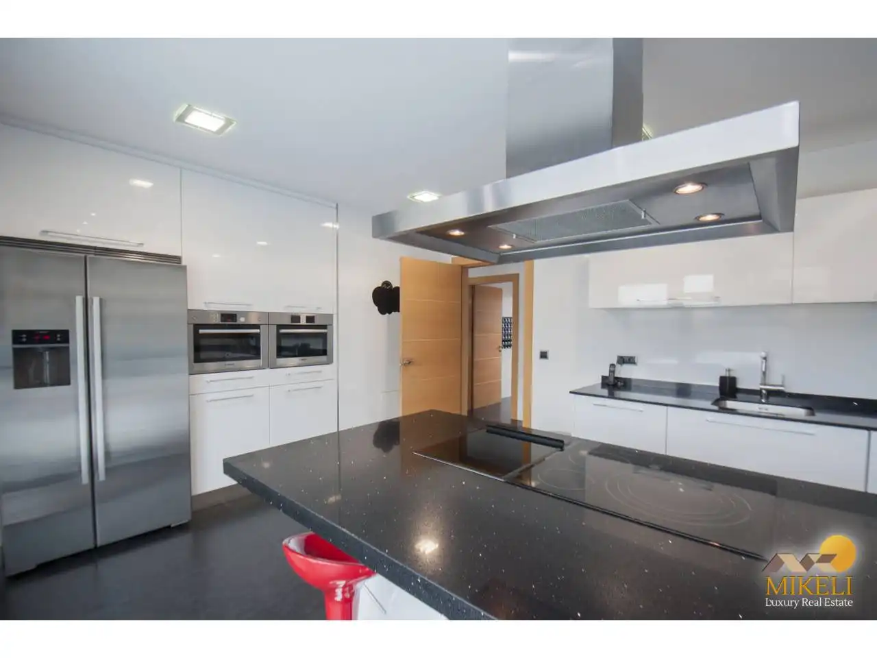 Cocina de Casa o chalet en venta en Santa Cruz de Bezana con Calefacción, Jardín privado y Terraza