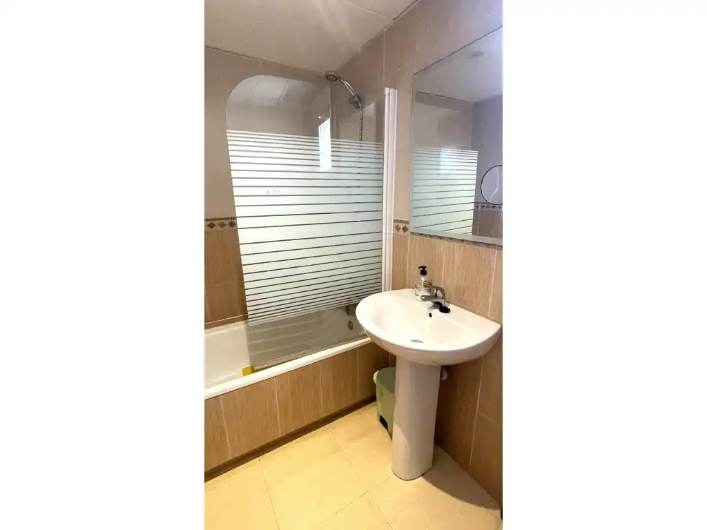 Badezimmer von Wohnungen zum Verkauf in Vera mit Klimaanlage, Terrasse und Schwimmbad