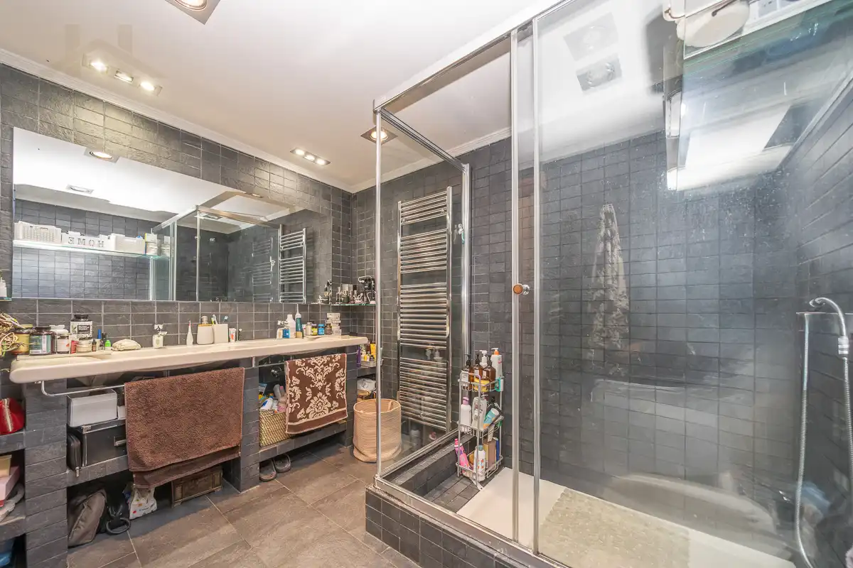 Baño de Casa adosada en venta en Torrelodones con Aire acondicionado, Calefacción y Jardín privado