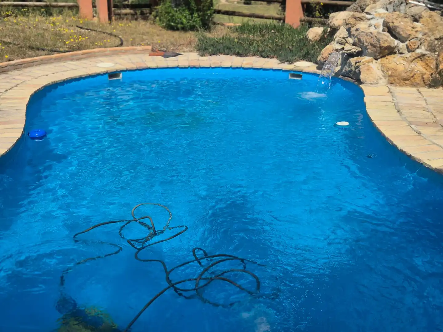 Piscina de Finca rústica en venda en Puerto Serrano amb Aire condicionat, Calefacció i Jardí privat