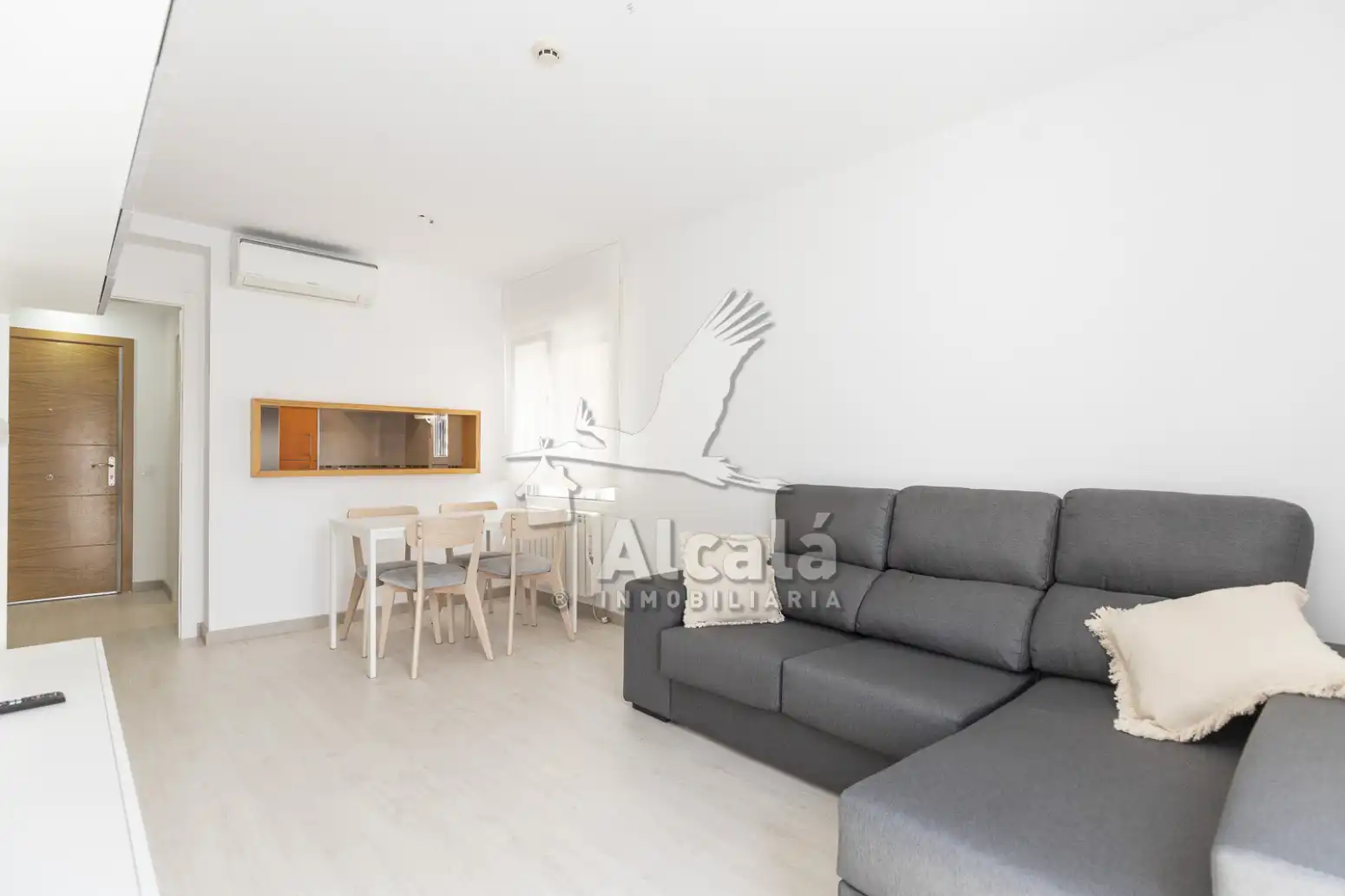 Habitación de Piso en venta en Alcalá de Henares con Aire acondicionado, Calefacción y Jardín privado