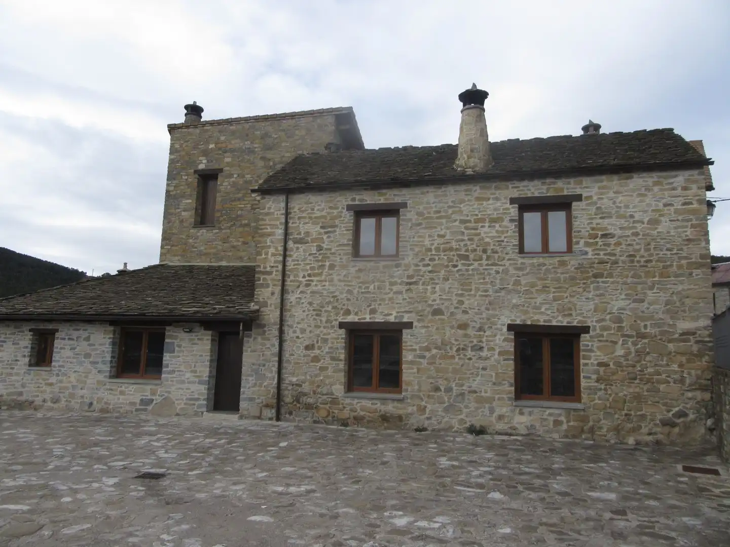 Vista exterior de Casa o chalet en venta en Castiello de Jaca con Calefacción, Jardín privado y Terraza