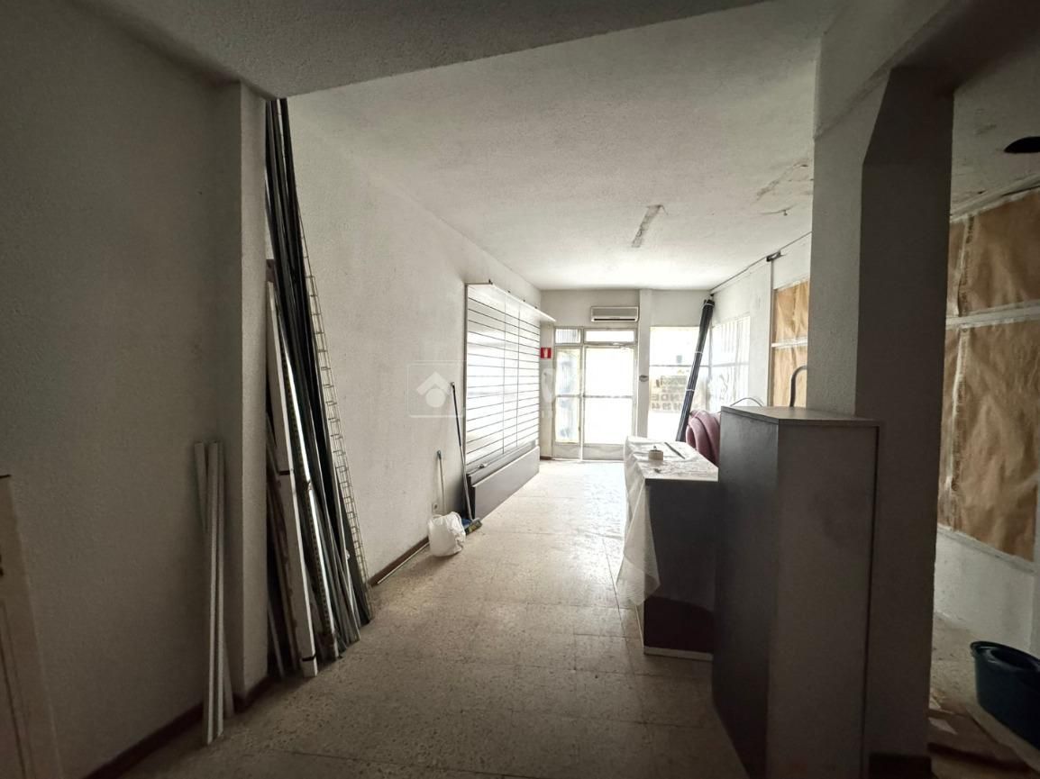 Local en venta en Pinto con Aire acondicionado