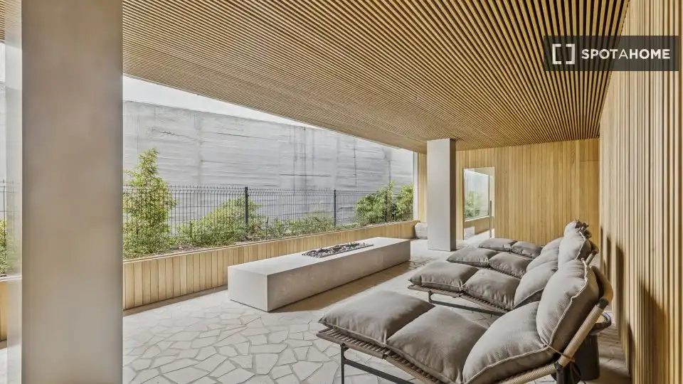 Appartamento con terrazza in affitto a Chamartín, imagen 11
