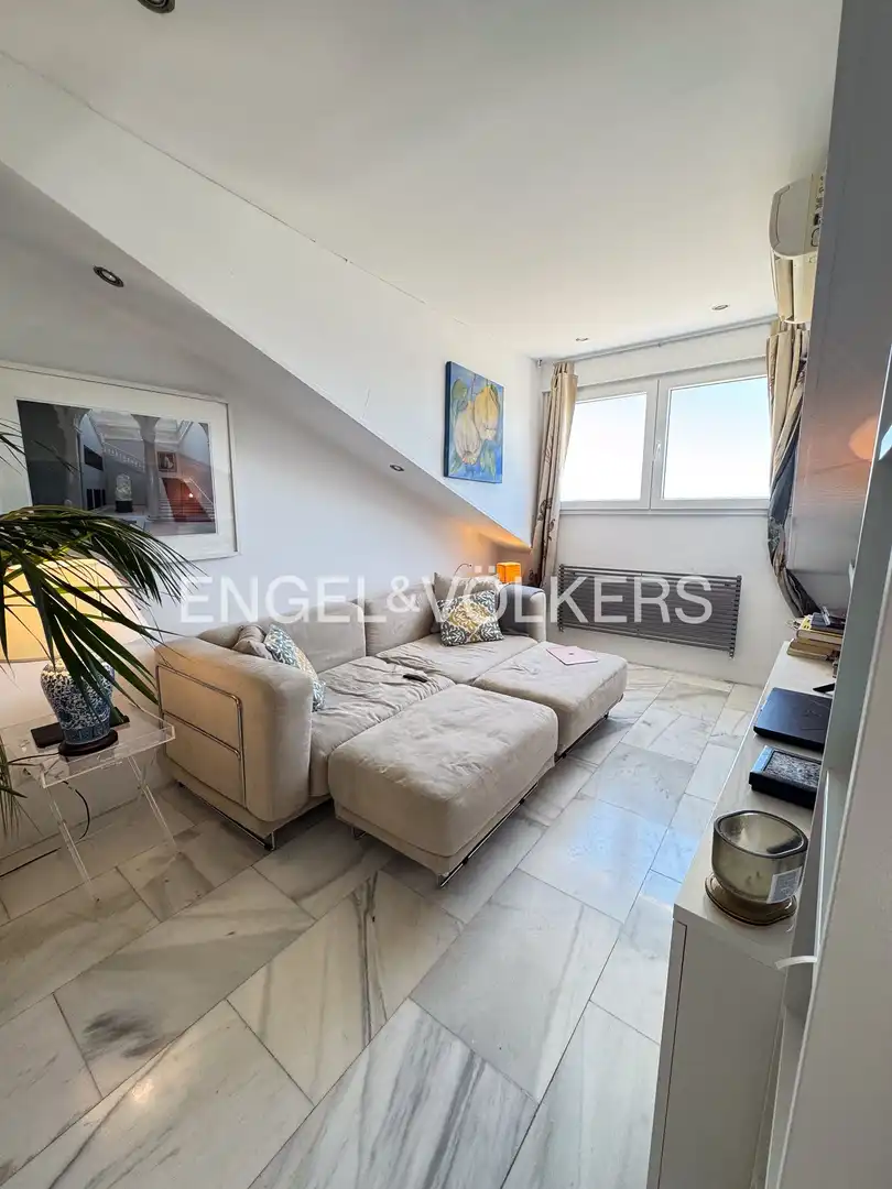 Living room of Flat for rent in Madrid  with Air Conditioner, Heating and Terrace