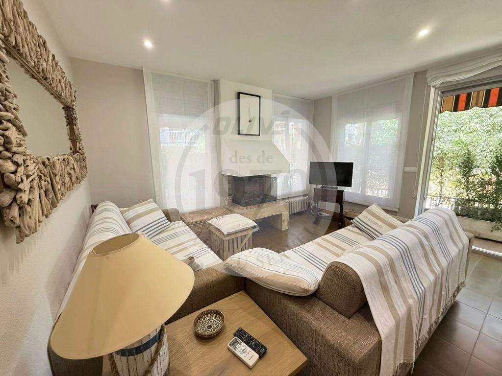 Living room of Planta baja for sale in Castell-Platja d'Aro  with Private garden, Terrace and Furnished